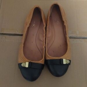 Coach flats size 6